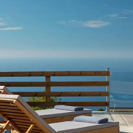 Melisou Villas-cosy Little Complex With Stunning Views Kalamítsi
