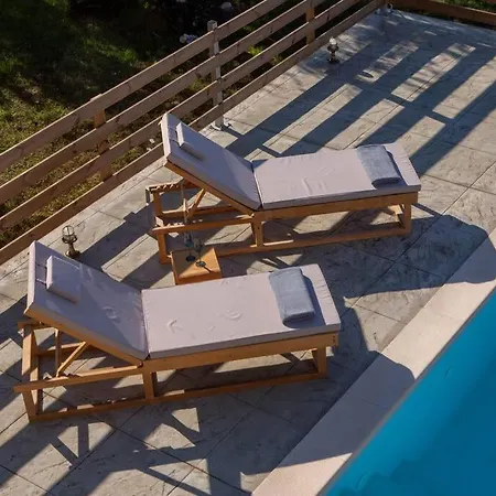 Melisou Villas-cosy Little Complex With Stunning Views Villa Kalamítsi